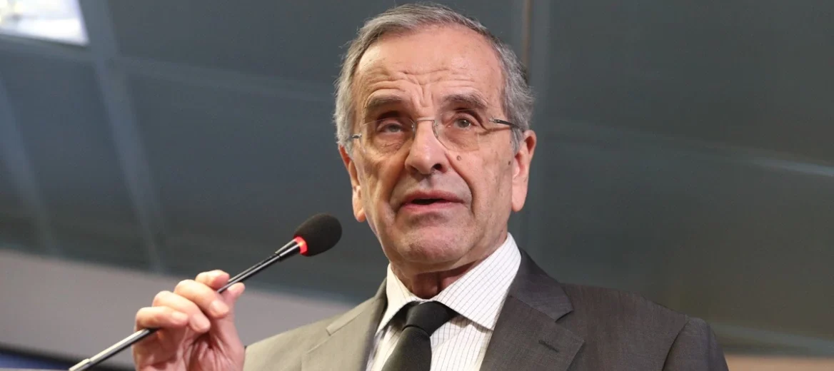 Ο Antonis Samaras