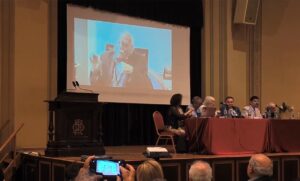 Καλάβρυτα: Διεκδίκηση των γερμανικών οφειλών, με όιπλο την Βουλή, επαναφέρει ο δήμαρχος