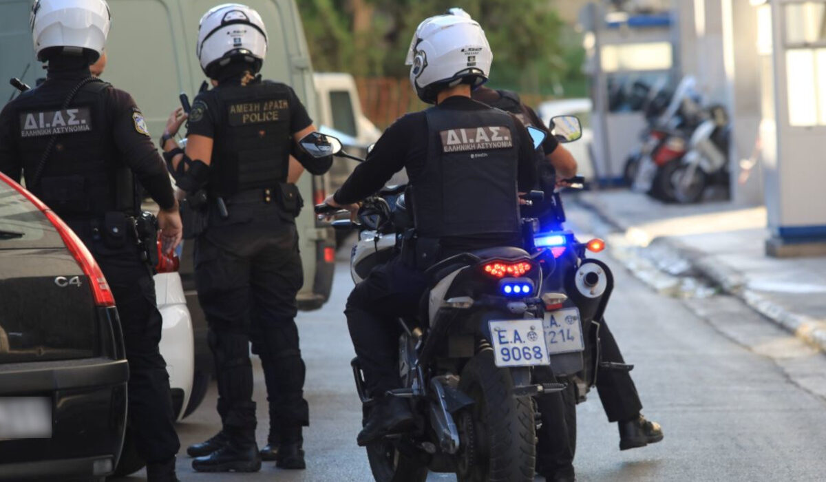 Χειροβομβίδα στο κέντρο της Αθήνας: Οι αρχές σταμάτησαν σχέδιο επίθεσης