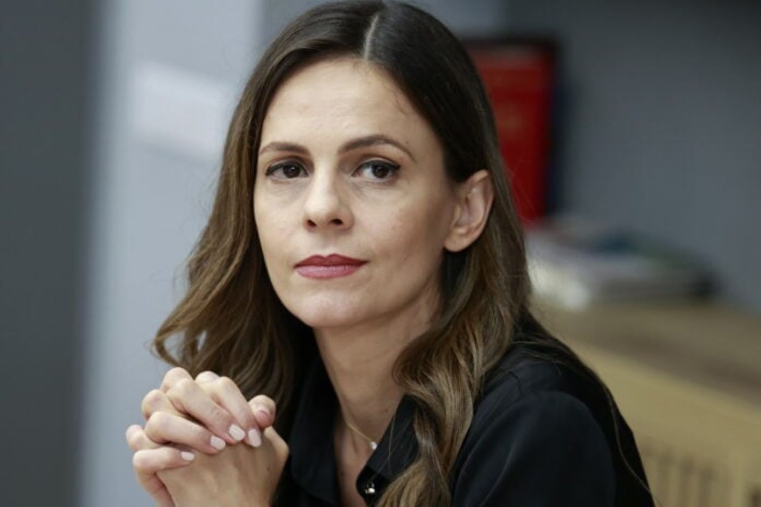 Αχτσιόγλου: Το παρασκήνιο της παραίτησης από τη Νέα Αριστέρα και το κόμμα Τσίπρα