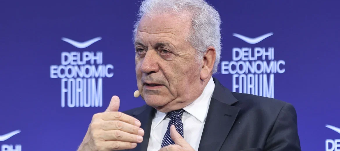 Ένταλμα σύλληψης για τον Δημήτρη Αβραμόπουλο από τη βελγική Δικαιοσύνη στο πλαίσιο του Qatargate