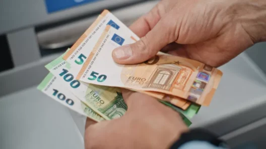Επιστροφή ενοικίου: Ποιοι θα πάρουν φέτος «διπλή» ενίσχυση 1.600€ 37 Επιστροφή ενοικίου: Ποιοι θα πάρουν φέτος «διπλή» ενίσχυση 1.600€