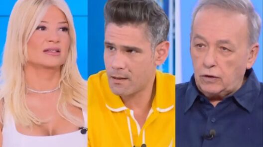 Ενοχλημένη η Φαίη Σκορδά με τους συνεργάτες της: «Δεν το επιτρέπω, σας παρακαλώ πολύ» 36 Ενοχλημένη η Φαίη Σκορδά με τους συνεργάτες της: «Δεν το επιτρέπω, σας παρακαλώ πολύ»