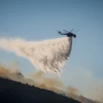 Υπό έλεγχο η πυρκαγιά κοντά σε σπίτια στην Εύβοια ΦΩΤΟ - ΒΙΝΤΕΟ