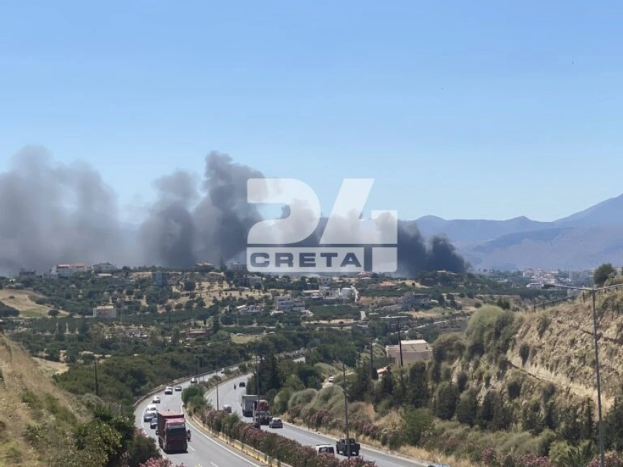 Ηράκλειο: Καίγονται σπίτια μετά από φωτιά σε εργοστάσιο ΒΙΝΤΕΟ - ΦΩΤΟ 29 Ηράκλειο: Καίγονται σπίτια μετά από φωτιά σε εργοστάσιο ΒΙΝΤΕΟ - ΦΩΤΟ