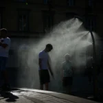 Καύσωνας στη Γαλλία: Μεγάλη η πίεση στα «υπερφορτωμένα νεκροτομεία του Παρισιού»