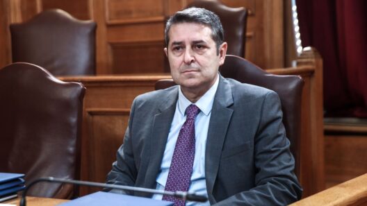 Στο σπίτι του ο Γιώργος Μυλωνάκης μετά το εξιτήριο από κέντρο αποκατάστασης 36 Στο σπίτι του ο Γιώργος Μυλωνάκης μετά το εξιτήριο από κέντρο αποκατάστασης
