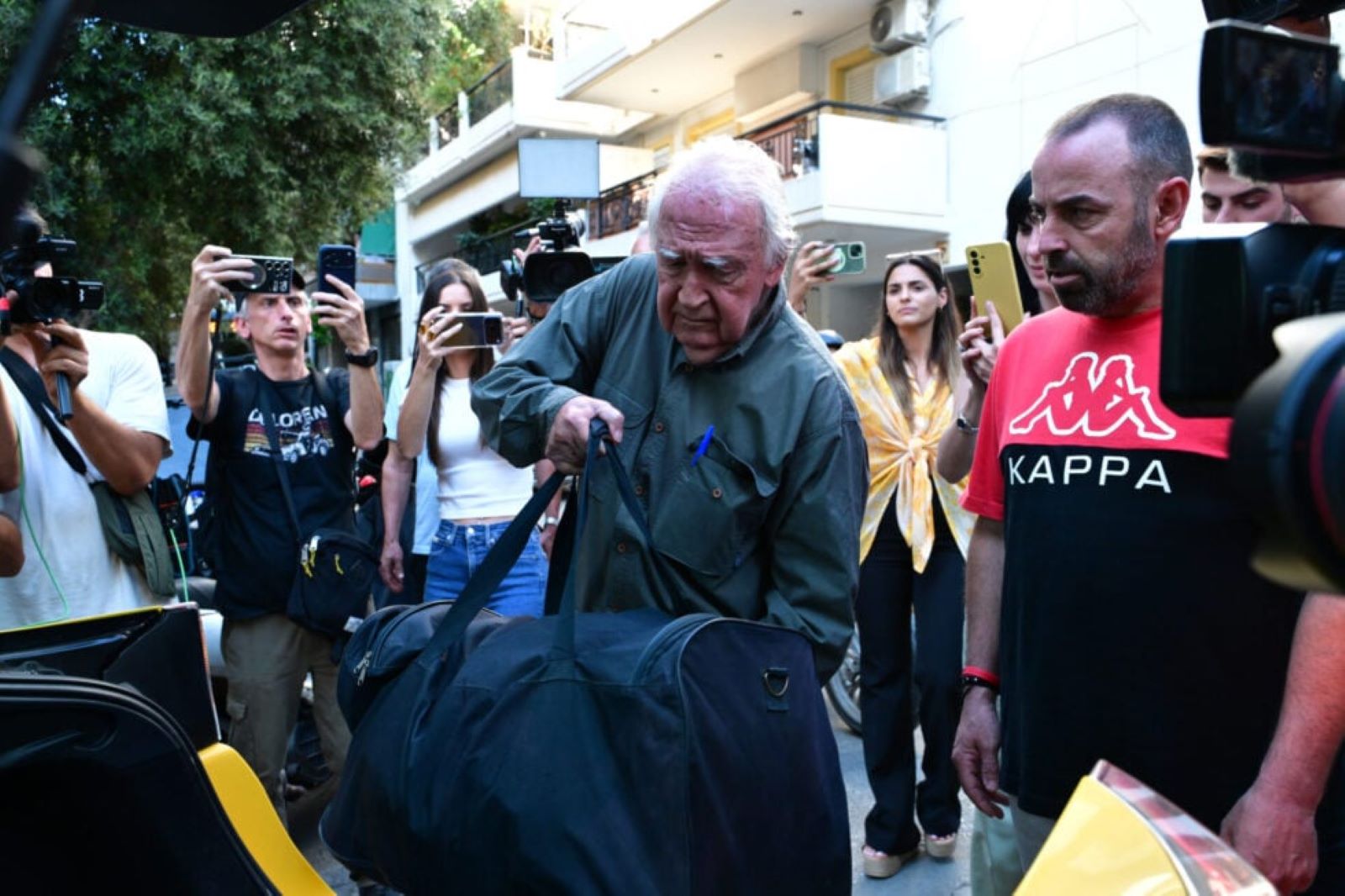 Ο Αλέξανδρος Γιώτοπουλος σε φυλακή