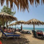 Αχαΐα: «Μουδιασμένο» καλοκαίρι - Η ακρίβεια και ο καιρός «φρενάρουν» αποστάσεις και κατανάλωση
