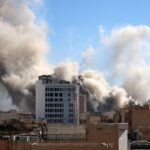 «Θα τους χτυπήσουμε σκληρά απόψε» είπε ο Τραμπ για το Ιράν