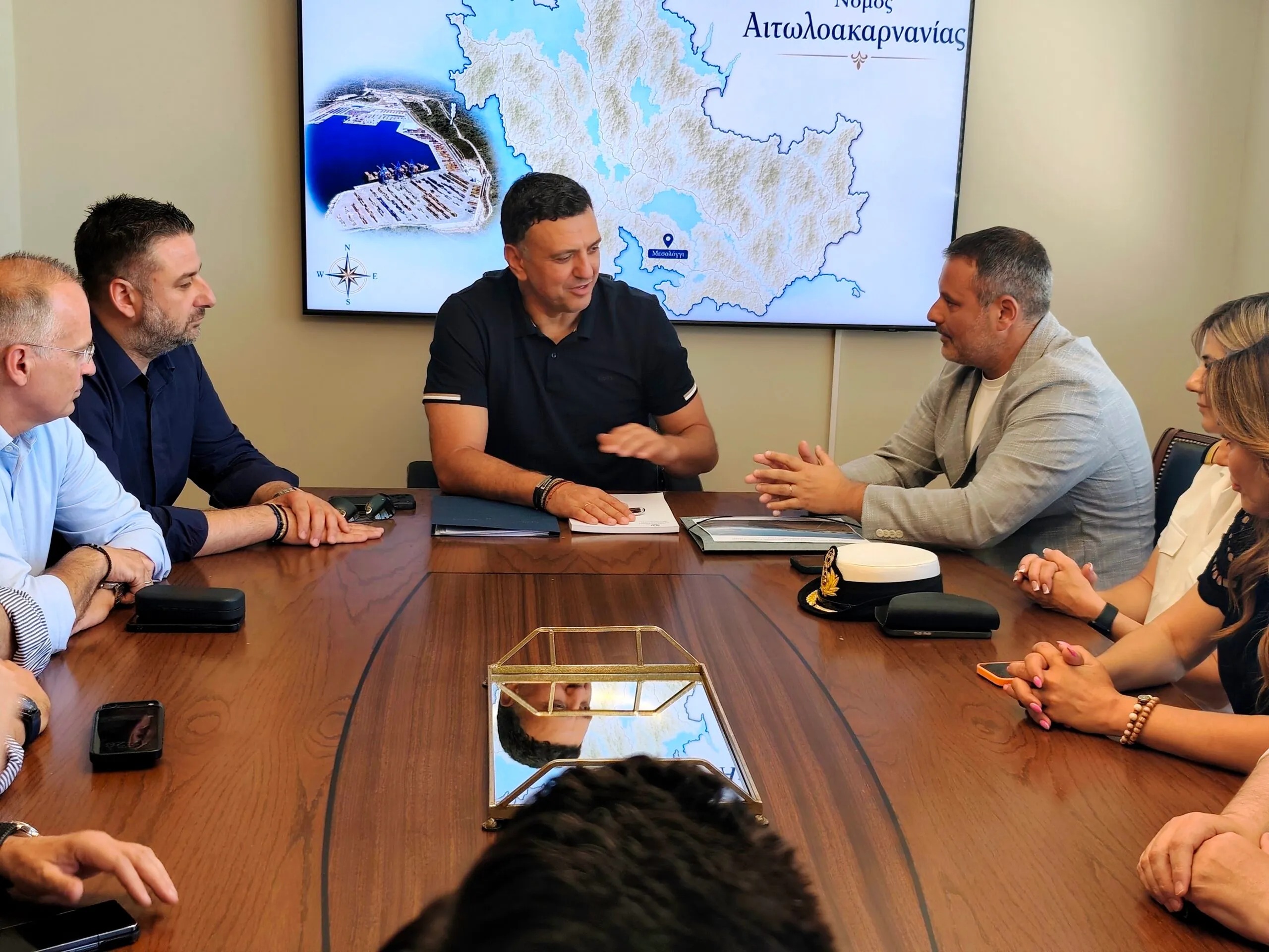 Μεσολόγγι: Ο Υπουργός Ναυτιλίας Β. Κικίλιας σε σύσκεψη για το παραλιακό μέτωπο ΦΩΤΟ 4 Ο Υπουργός Ναυτιλίας Β. Κικίλιας