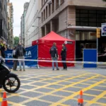 Βαρκελώνη: Δολοφονήθηκε άνδρας έξω από το Αστυνομικό Τμήμα ΒΙΝΤΕΟ