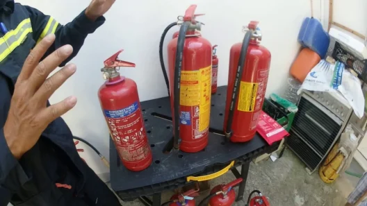 Πάτρα: Σοκ σε Δημοτικό σχολείο από «τυφλό» βανδαλισμό αγνώστων τη νύχτα 37 Πάτρα: Σοκ σε Δημοτικό σχολείο από «τυφλό» βανδαλισμό αγνώστων τη νύχτα