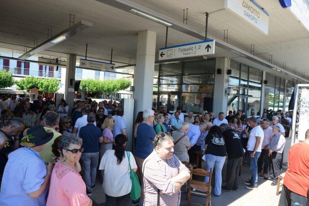 Καλάβρυτα: Τελεσίγραφο Παπαδόπουλου για το λουκέτο στον Οδοντωτό - «Δεν κάνουμε πίσω-Οι κινητοποιήσεις δεν θα σταματήσουν» ΦΩΤΟ 29 Καλάβρυτα: Τελεσίγραφο Παπαδόπουλου για το λουκέτο στον Οδοντωτό - «Δεν κάνουμε πίσω-Οι κινητοποιήσεις δεν θα σταματήσουν» ΦΩΤΟ