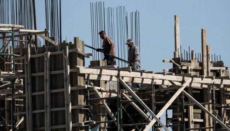 Αχαΐα: Επιστροφή στην κανονικότητα για την Οικοδομή - Ανάπτυξη με «αστερίσκους» 30 Αχαΐα: Επιστροφή στην κανονικότητα για την Οικοδομή – Ανάπτυξη με «αστερίσκους»