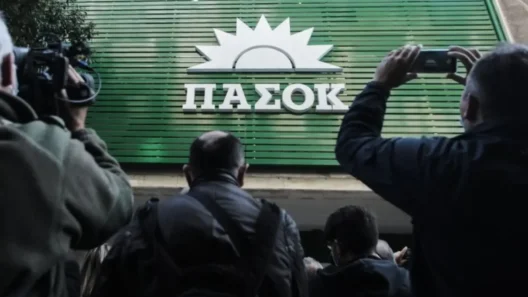 Αχαΐα: «Κλειδώνει» το ψηφοδέλτιο του ΠΑΣΟΚ - Ο Παπανδρέου και οι σίγουροι υποψήφιοι βουλευτές - Το παρακήνιο στο Patrapress