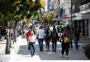 Αχαΐα: Καλοκαιρινές «βουτιές» στις Αγορές Πάτρας και Αιγίου - «Κλειστό κέντρο, πίεση και ανοιχτές πληγές»