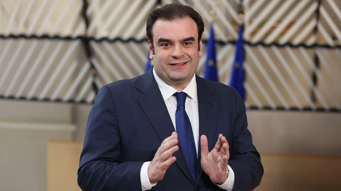 Στην Ουγγαρία ο Κυριάκος Πιερρακάκης