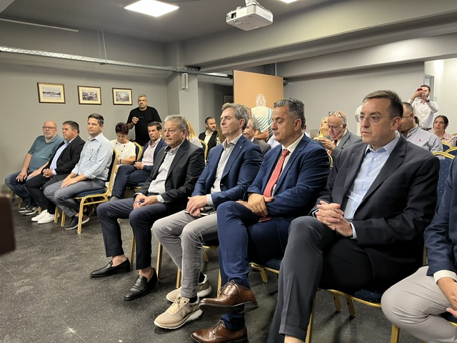 Πάτρα: Ανάπτυξη, με καινοτομία, υποδομές και επιχειρηματικότητα, από Πιερρακάκη και Καλαφάτη ΦΩΤΟ 31 Πάτρα: Ανάπτυξη, με καινοτομία, υποδομές και επιχειρηματικότητα, από Πιερρακάκη και Καλαφάτη ΦΩΤΟ