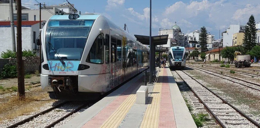 Πάτρα-Καμίνια: Αναστέλλεται η κυκλοφορία του Προαστιακού