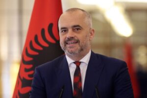 Αλβανία: Πίεση στον Ράμα από αντικυβερνητικές διαδηλώσεις – Ο ρόλος του Μπερίσα 32 Αλβανία: Πίεση στον Ράμα από αντικυβερνητικές διαδηλώσεις – Ο ρόλος του Μπερίσα