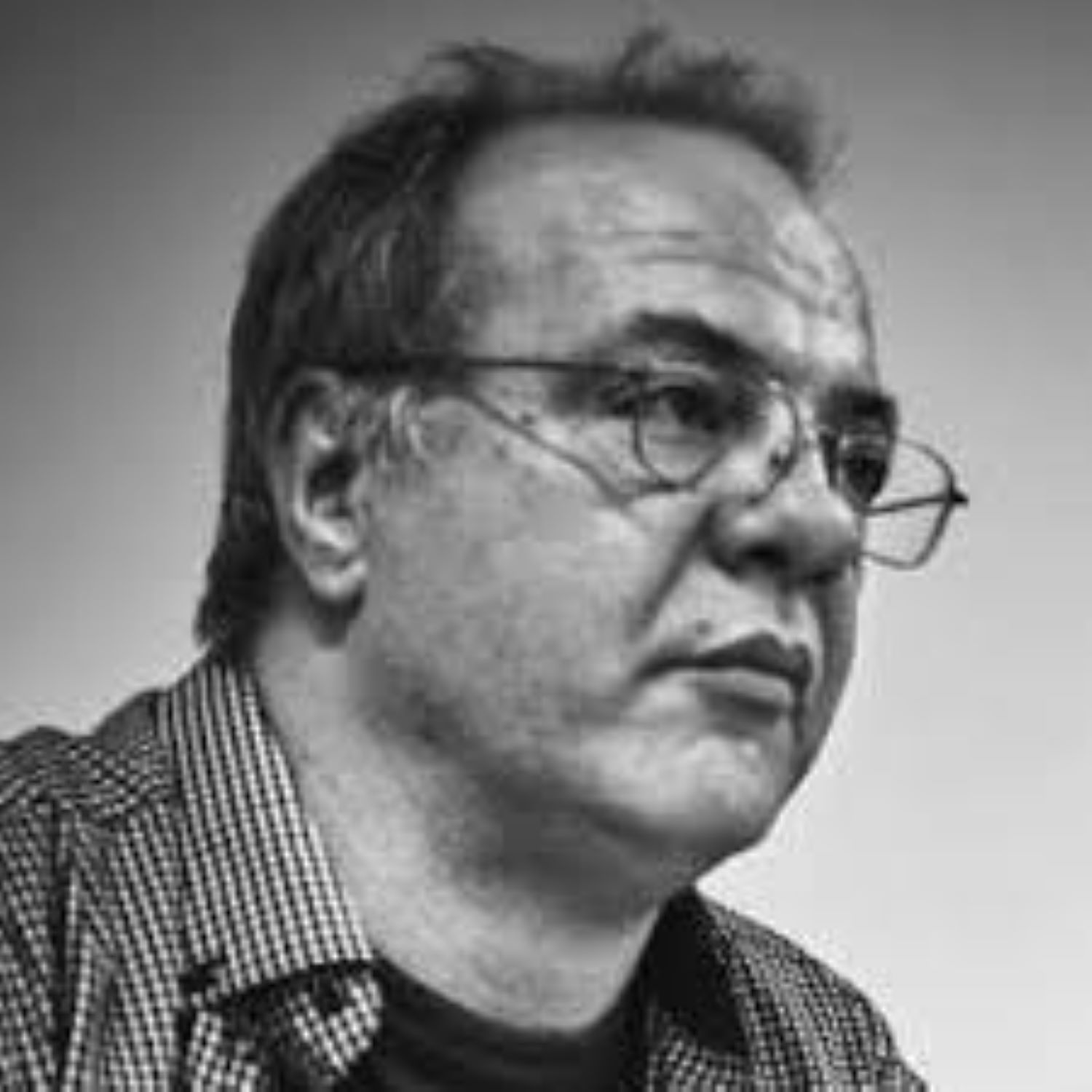 «Εσβησε» ξαφνικά ο δημοσιογράφος Νίκος Σερβετάς