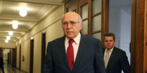 Βαρύ το κλίμα στη κηδεία του Γιώργου Σουφλιά - Παρών ο Κυριάκος Μητσοτάκης ΦΩΤΟ 37 Βαρύ το κλίμα στη κηδεία του Γιώργου Σουφλιά - Παρών ο Κυριάκος Μητσοτάκης ΦΩΤΟ