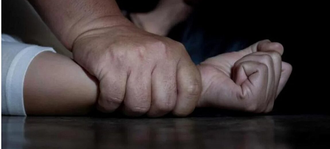 Σούδα: Άνδρας παρενοχλούσε δύο ανήλικα