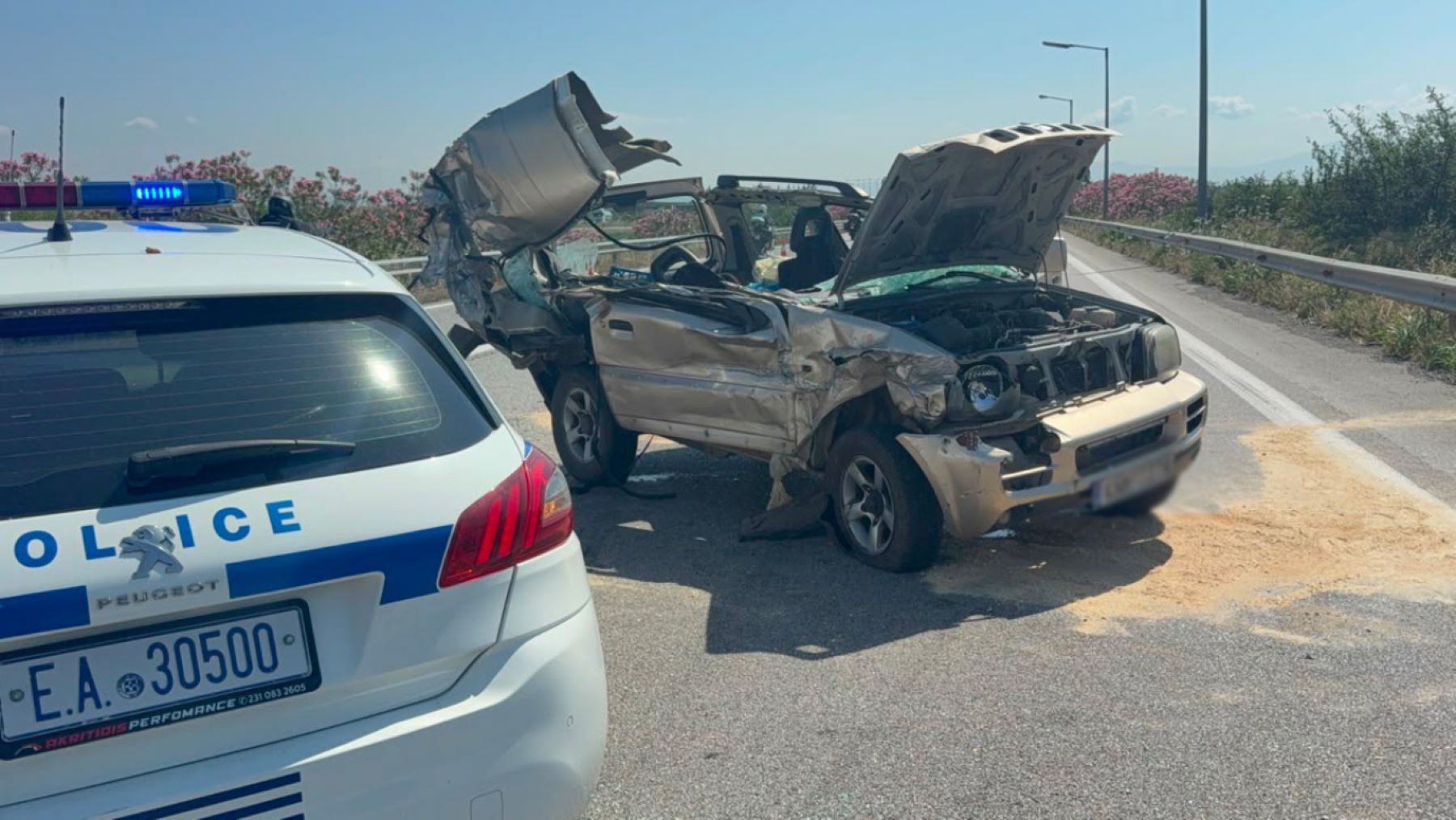 Μάλγαρα: ΙΧ καρφώθηκε σε νταλίκα, μια νεκρή ΦΩΤΟ