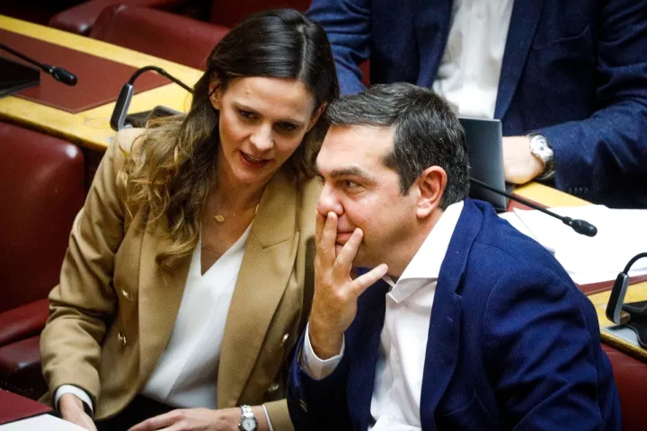 Αχτσιόγλου: Το παρασκήνιο της παραίτησης από τη Νέα Αριστέρα και το κόμμα Τσίπρα 29 Αχτσιόγλου: Το παρασκήνιο της παραίτησης από τη Νέα Αριστέρα και το κόμμα Τσίπρα