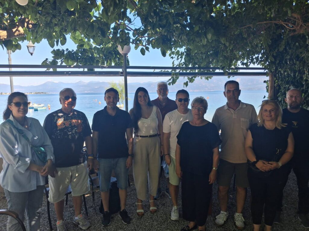 Εθελοντικός καθαρισμός της παραλίας Άκολης και τα μικροπλαστικά από την Ομοσπονδία Συλλόγων ΦΩΤΟ 30 Εθελοντικός καθαρισμός της παραλίας Άκολης και τα μικροπλαστικά από την Ομοσπονδία Συλλόγων ΦΩΤΟ
