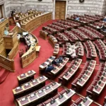 Βουλή: Υπερψηφίστηκε ο νέος Κώδικας Τοπικής Αυτοδιοίκησης - Πώς θα εκλέγονται δήμαρχοι και περιφερειάρχες