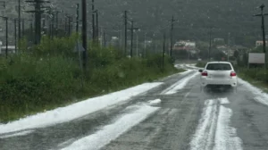 Ιωάννινα: Χαλαζόπτωση προκάλεσε ζημιές σε οχήματα και καλλιέργειες ΒΙΝΤΕΟ