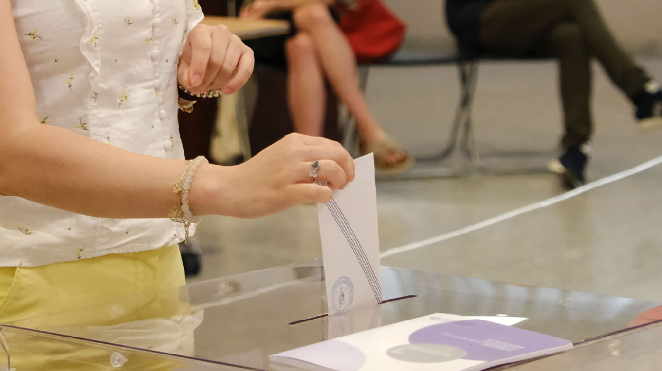 Δημοσκόπηση: Παραμένει πρώτη η ΝΔ, ανοδικές τάσεις για το νέο κόμμα του Τσίπρα 29 Δημοσκόπηση: Παραμένει πρώτη η ΝΔ, ανοδικές τάσεις για το νέο κόμμα του Τσίπρα