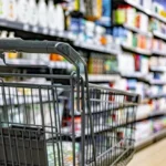 Σούπερ μάρκετ: Παγώνουν οι τιμές σε βασικά προϊόντα - Πότε έρχεται νέα αποκλιμάκωση