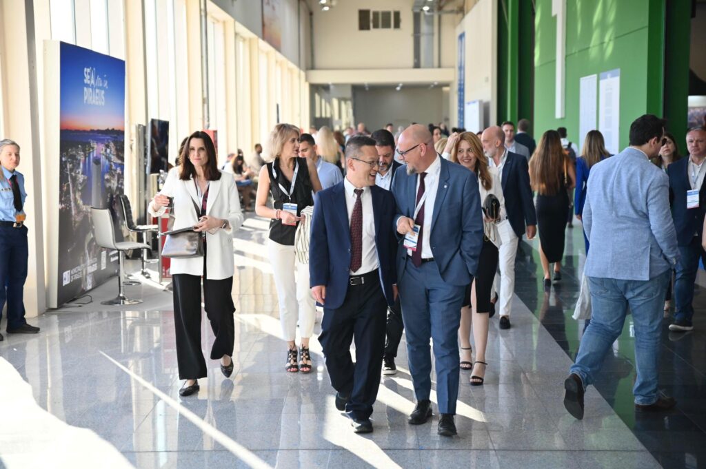 Πάτρα: Με Μητσοτάκη και άλλες υψηλές επαφές ο Αναστασόπουλος του ΟΛΠΑ για τον στρατηγικό ρόλο του Λιμανιού ΦΩΤΟ 29 Πάτρα: Με Μητσοτάκη και άλλες υψηλές επαφές ο Αναστασόπουλος του ΟΛΠΑ για τον στρατηγικό ρόλο του Λιμανιού ΦΩΤΟ