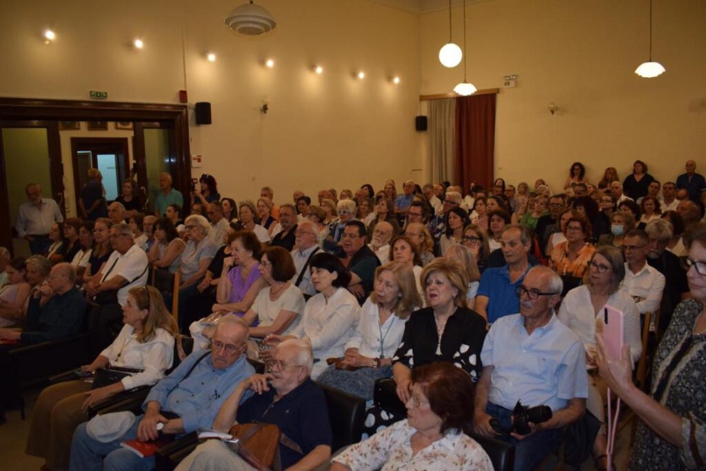 Η παρουσίαση του νέου βιβλίου της Γιώτας Καΐκα «Η Πάτρα στο πρώτο μισό του 20ου αι.» ΦΩΤΟ 41 Η παρουσίαση του νέου βιβλίου της Γιώτας Καΐκα «Η Πάτρα στο πρώτο μισό του 20ου αι.» ΦΩΤΟ