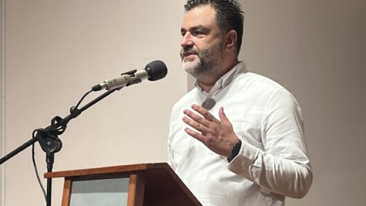 Σπ. Σκιαδαρέσης: Στήριξη στην υποψηφιότητα του Απόλλωνα Πάτρας για χορήγηση Wild Card στην Elite League 35 Σπ. Σκιαδαρέσης: Στήριξη στην υποψηφιότητα του Απόλλωνα Πάτρας για χορήγηση Wild Card στην Elite League