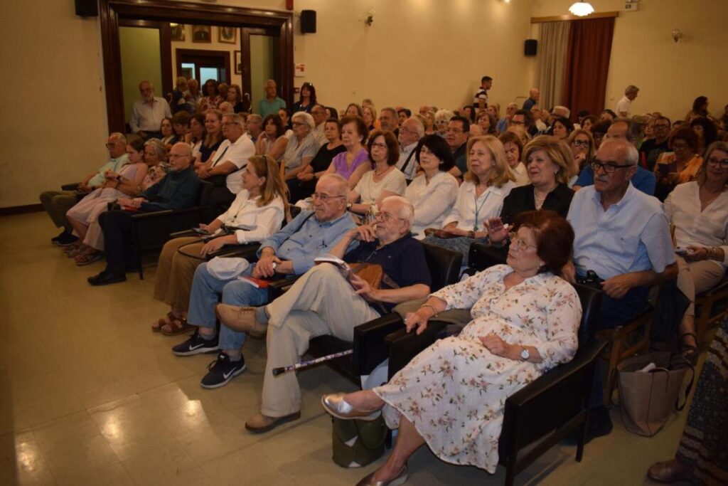 Η παρουσίαση του νέου βιβλίου της Γιώτας Καΐκα «Η Πάτρα στο πρώτο μισό του 20ου αι.» ΦΩΤΟ 38 Η παρουσίαση του νέου βιβλίου της Γιώτας Καΐκα «Η Πάτρα στο πρώτο μισό του 20ου αι.» ΦΩΤΟ