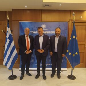 Πάτρα: Συνάντηση Τσιρώνη με τον αν. υπουργό Αθλητισμού Γ.Bρούτση για τον «Απόλλων» ΦΩΤΟ