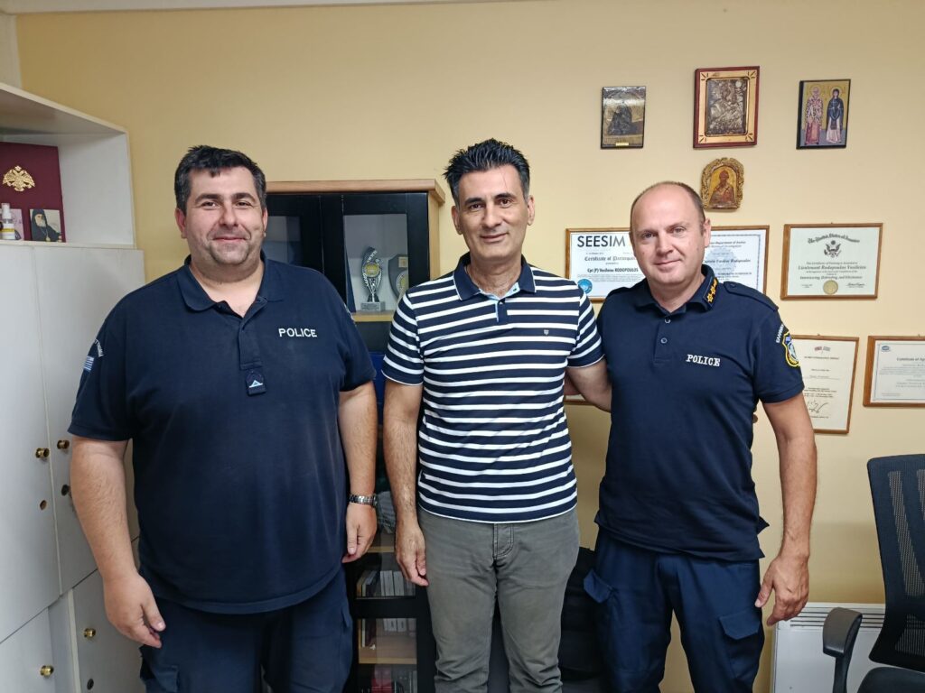 Αίγιο: Νέες στολές μάχης για το προσωπικό του Αστυνομικού Τμήματος ΦΩΤΟ 29 Αίγιο: Νέες στολές μάχης για το προσωπικό του Αστυνομικού Τμήματος ΦΩΤΟ