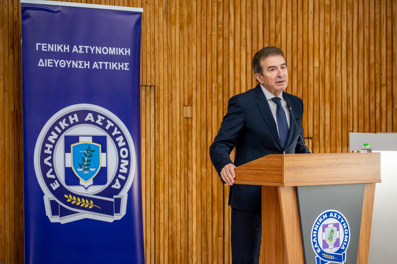 H Τροχαία στη νέα ψηφιακή εποχή: Μέσω smartphones η βεβαίωση των παραβάσεων 9 H Τροχαία στη νέα ψηφιακή εποχή: Μέσω smartphones η βεβαίωση των παραβάσεων