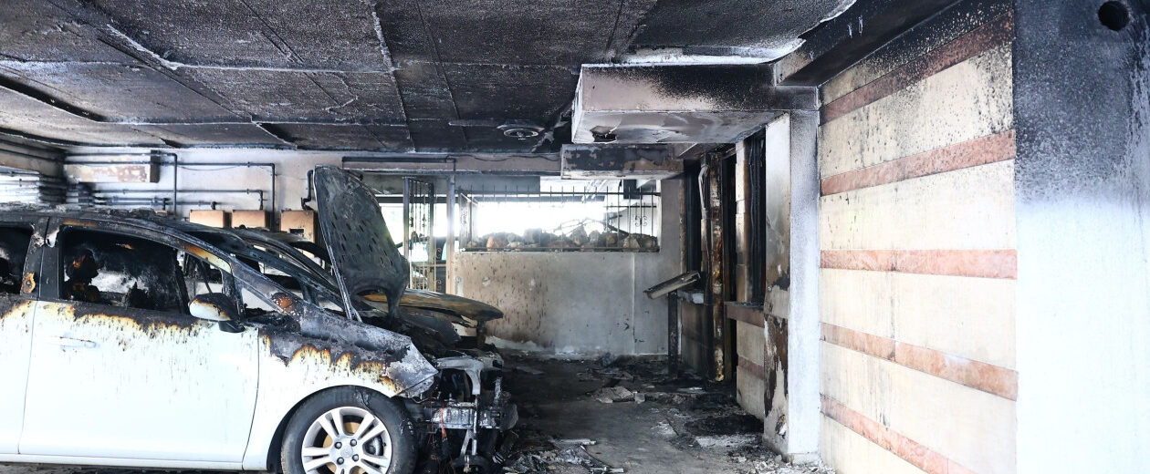 Χρυσοχοΐδης για εμπρηστικές επιθέσεις σε στελέχη της ΝΔ στη Θεσσαλονίκη: «Καμία ανοχή στη βία»