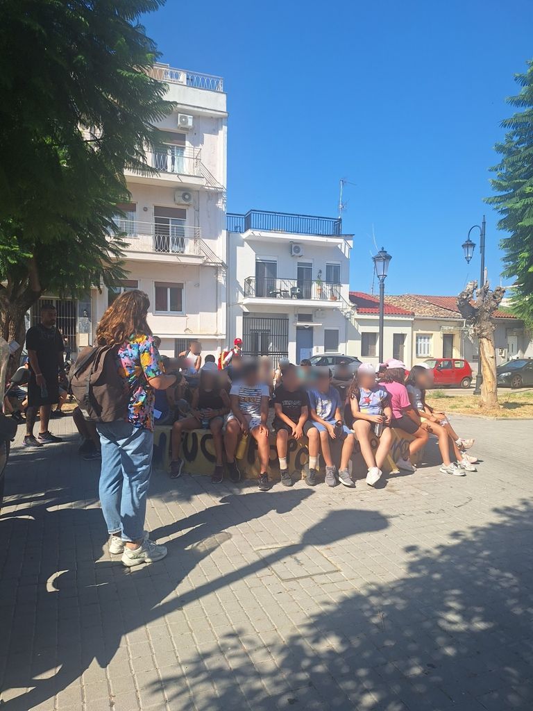 Περίπατος στο κέντρο και επίσκεψη στο Δημαρχείο, για τα παιδιά των Κατασκηνώσεων Πάτρας ΦΩΤΟ 5 Περίπατος στο κέντρο και επίσκεψη στο Δημαρχείο, για τα παιδιά των Κατασκηνώσεων Πάτρας ΦΩΤΟ