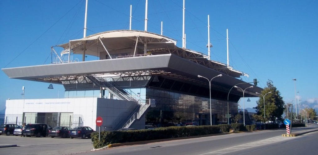 Πάτρα: Χωρίς ούτε μία θέση στάθμευσης ΑμεΑ το πάρκινγκ στο ΚΤΕΛ Αιτωλοακαρνανίας 2 Πάτρα: Χωρίς θέση σταθμεύσης ΑμεΑ το πάρκινγκ στο ΚΤΕΛ Αιτωλοακαρν…