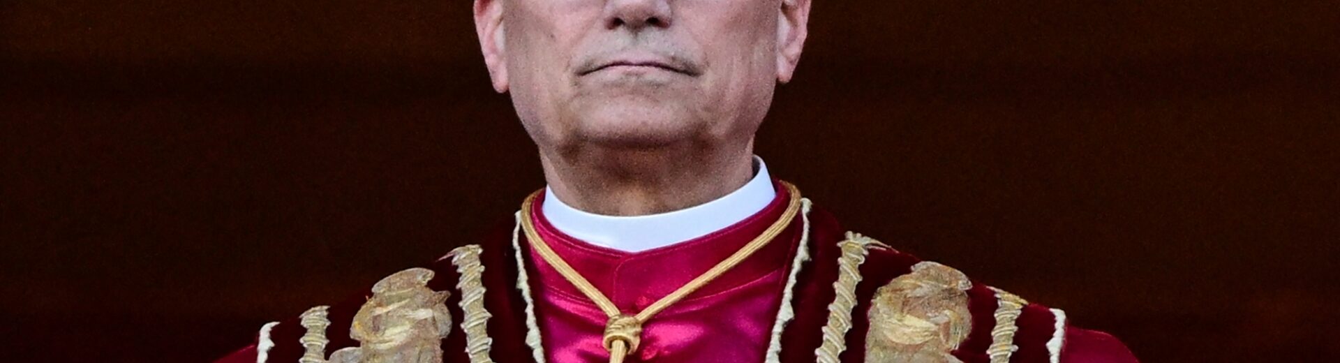 Ο Πάπας στο μπαλκόνι της Βασιλικής του Αγίου Πέτρου