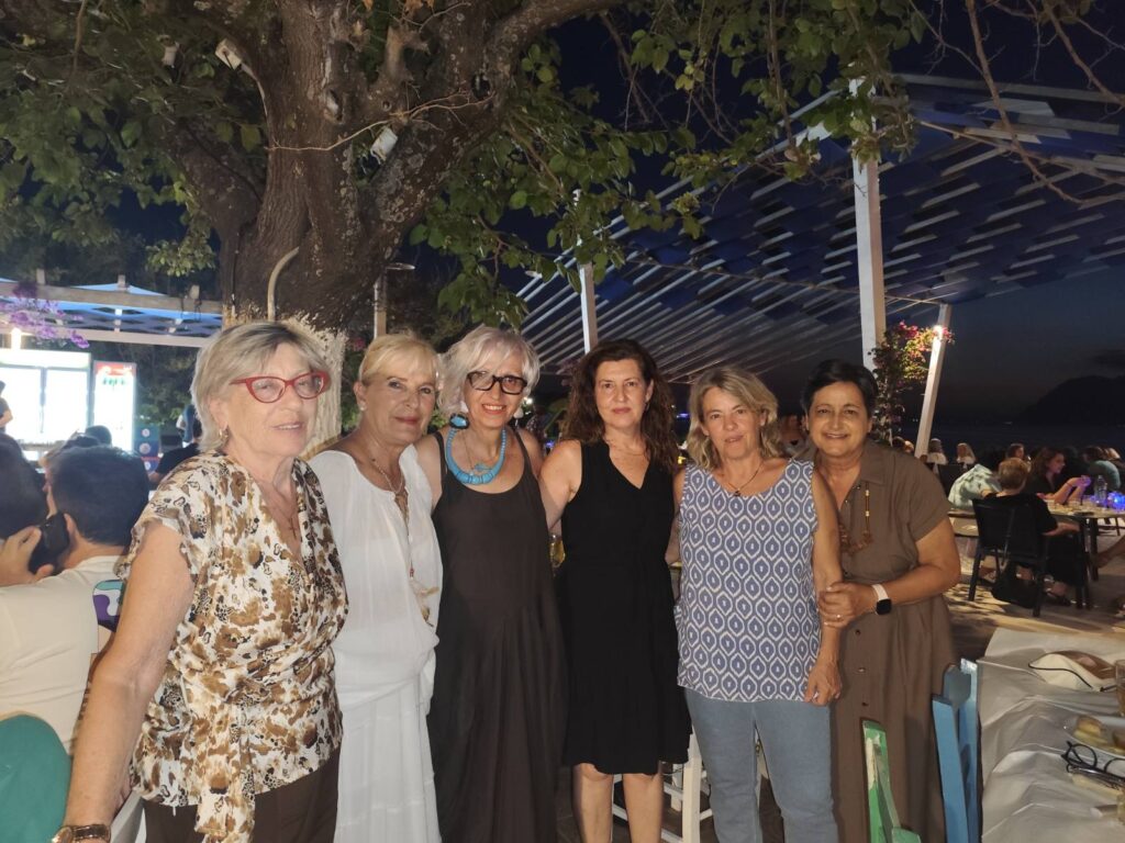 Βραδιά δίπλα στη θάλασσα του Συλλόγου Γονιών Παιδιών με Νεοπλασματική Ασθένεια «Φλόγα» Πάτρας ΦΩΤΟ
