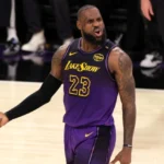 «Βόμβα» στο NBA: Ο ΛεΜπρόν Τζέιμς στους Σίξερς