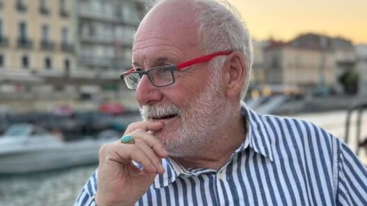 «Τι κύκλους...απροσδιόριστους δημιουργεί η ζωή» 12 «Τι κύκλους...απροσδιόριστους δημιουργεί η ζωή»