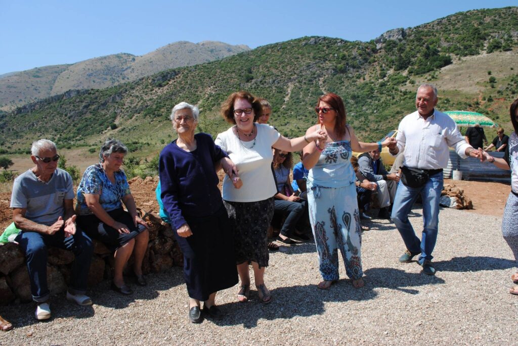 Στους Αμπελόκηπους Αιγείρας γιόρτασαν τον Προφήτη Ηλία ΦΩΤΟ